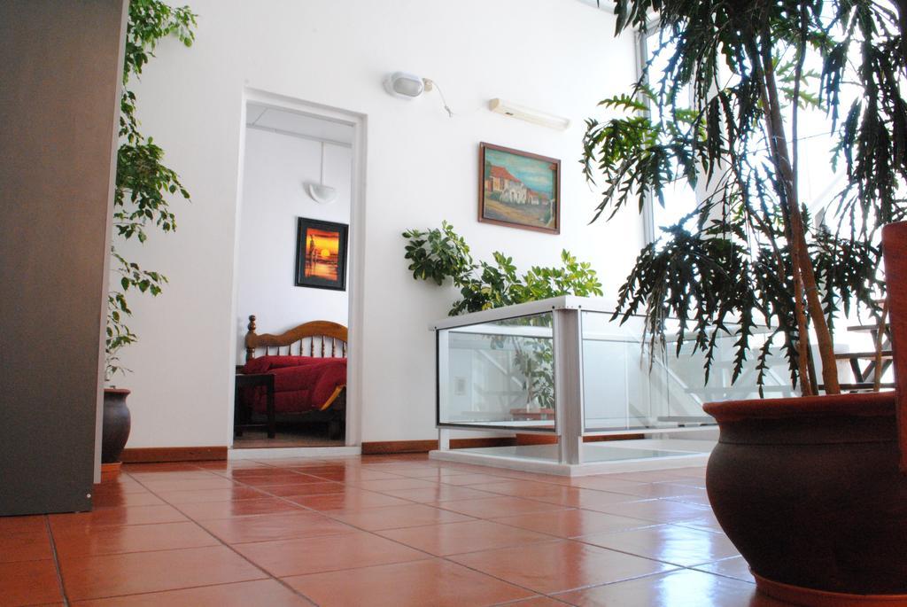 Hotel Romi Колония-дель-Сакраменто Экстерьер фото
