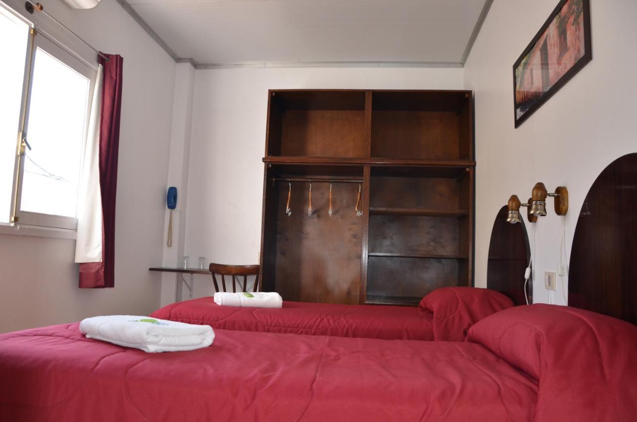 Hotel Romi Колония-дель-Сакраменто Экстерьер фото