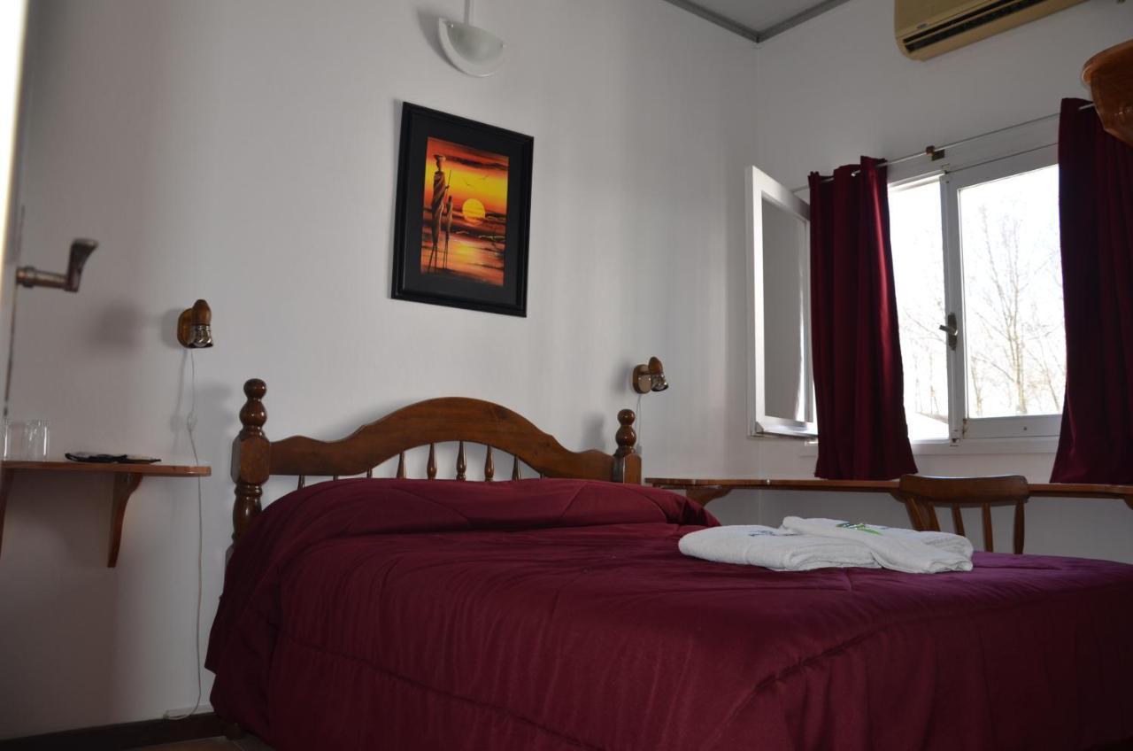 Hotel Romi Колония-дель-Сакраменто Экстерьер фото