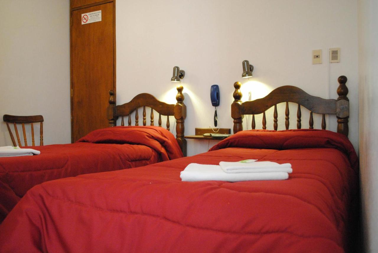 Hotel Romi Колония-дель-Сакраменто Экстерьер фото